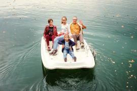 pedalo-lac-montrejeau-chalets